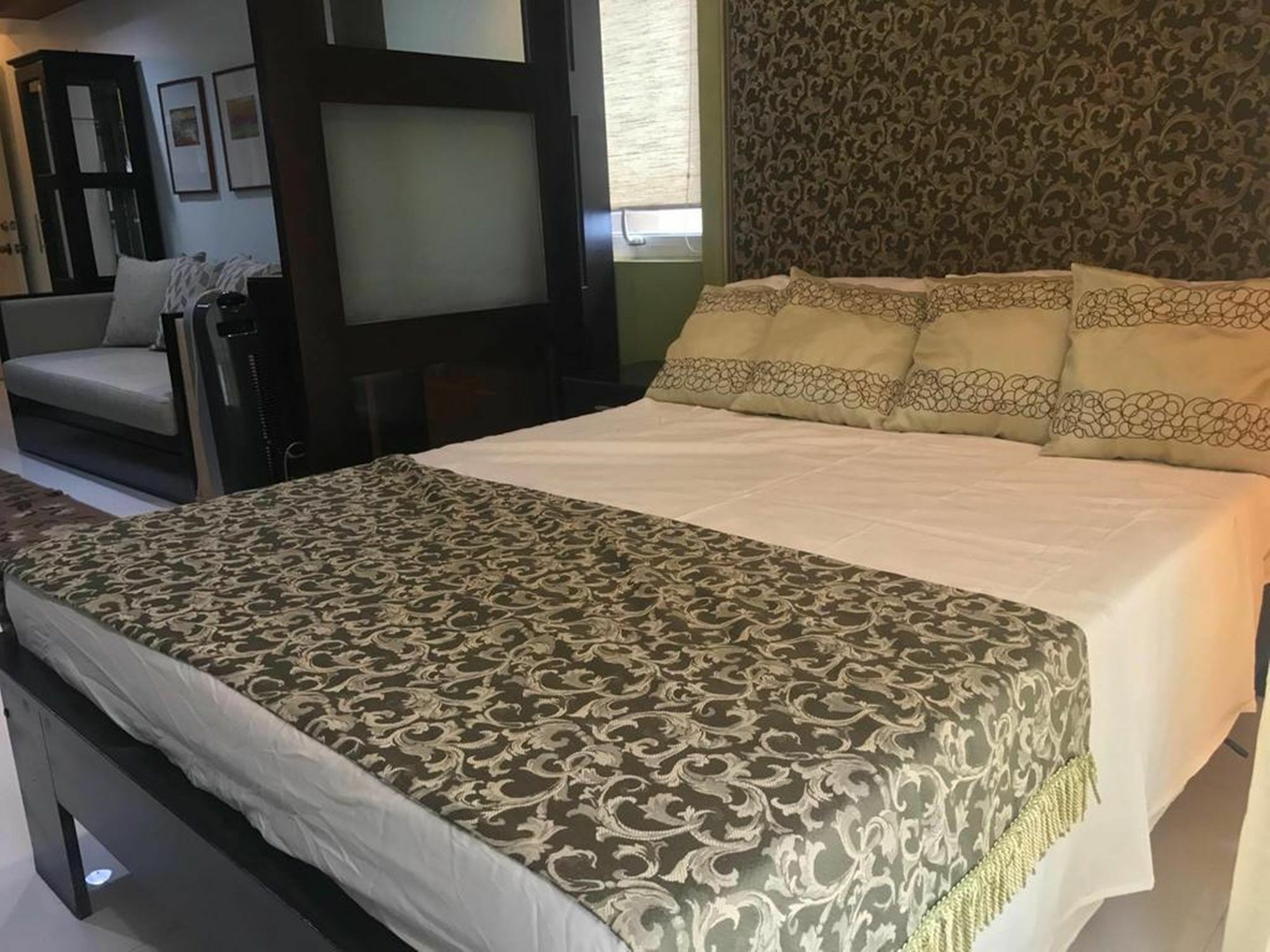 Go-Stay @ South Of Market Taguig Esterno foto